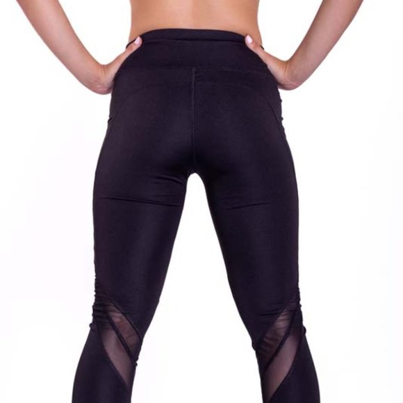 High-Waisted & Mash Panel Gym and Yoga Leggings with Side Pockets Black - Picture 3 of 6